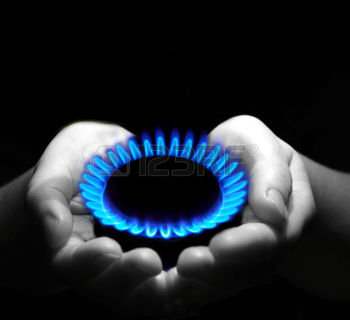 33925031 h nde halten eine flamme gas
